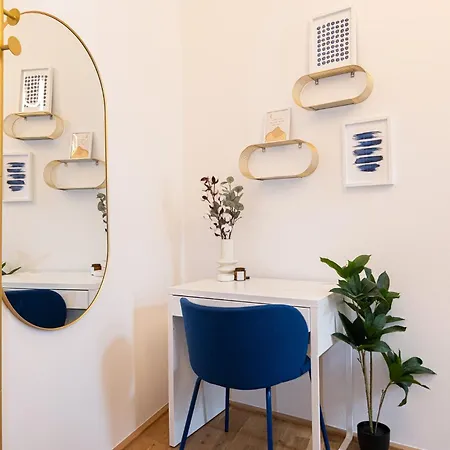 דירה Rentero Royal Blue Wenceslas Apartment, פראג