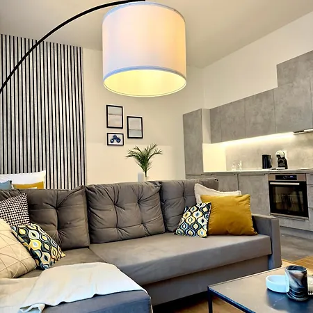 Royal Blue Wenceslas Apartment, Apartment *